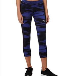 ✨NWOT✨HP✨
PUMA Ladies’ Blur Tight Capri✨